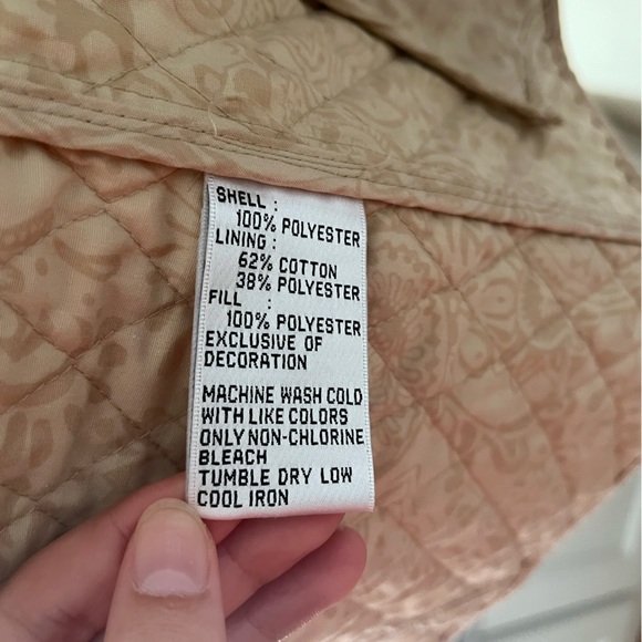 Women's Talbots Petites Tan Quilted Lightweight Vest, Size LP - Picture 9 of 9